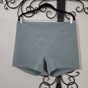 LULULEMON‎ Wunder Train Shorts | 16